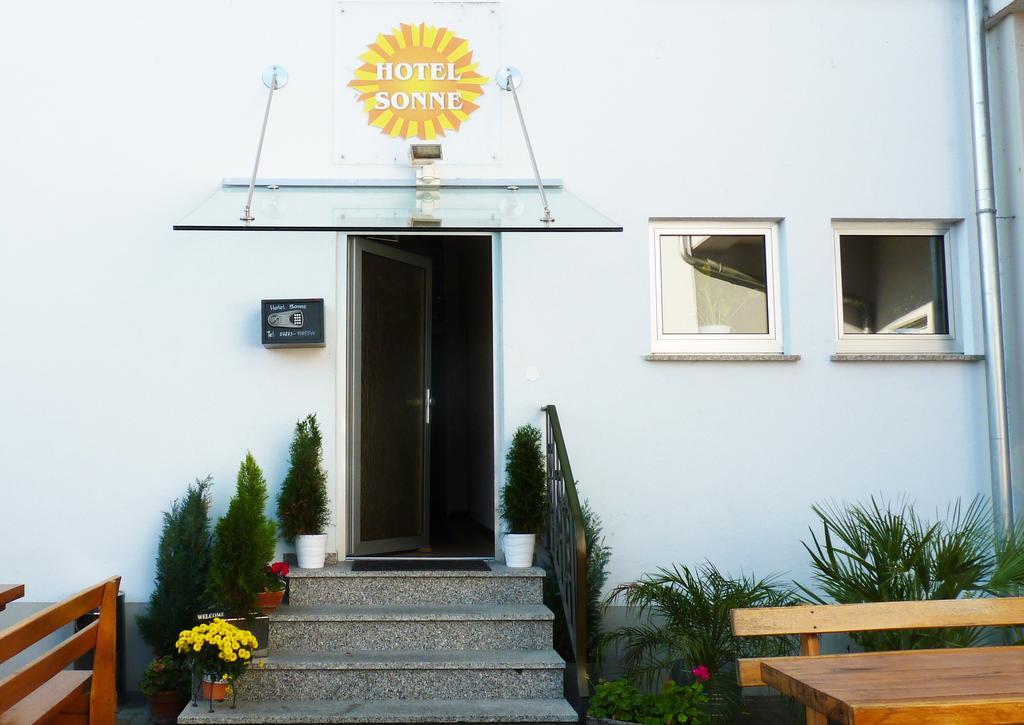 Neuburg am Rhein Landgasthof Zur Sonne I Hotel & Restaurant מראה חיצוני תמונה